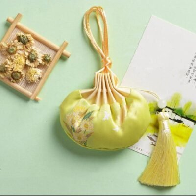 Zhenshi Herbal Scented Sachet with Medicinal Core – Adult, Lemon Yellow Gourmet Grocer Zhenshi Herbal Scented Sachet with Medicinal Core - Adult, Lemon Yellow