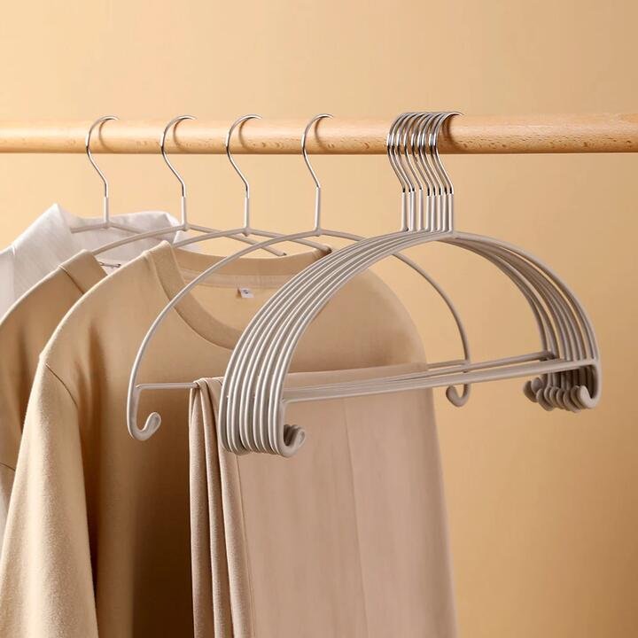 FaSoLa Non-Slip Arc Hangers – Pack of 5 Gourmet Grocer FaSoLa Non-Slip Arc Hangers - Pack of 5