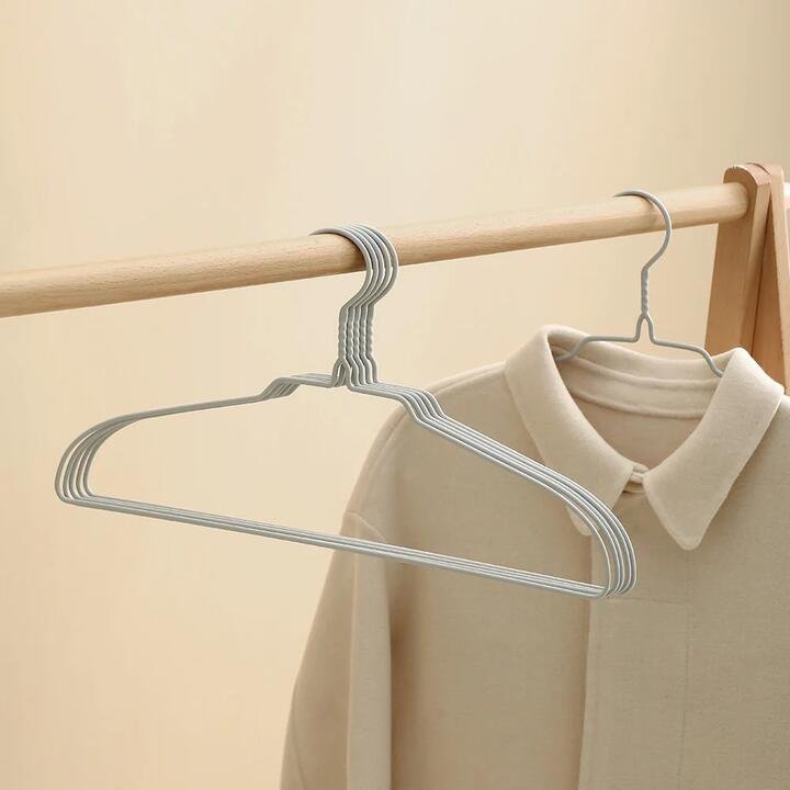 FaSoLa Shoulder Protecting Plastic Coated Hangers – Pack of 10 Gourmet Grocer FaSoLa Shoulder Protecting Plastic Coated Hangers - Pack of 10