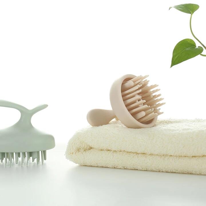 FaSoLa Integrated Hair Washing Brush - Green