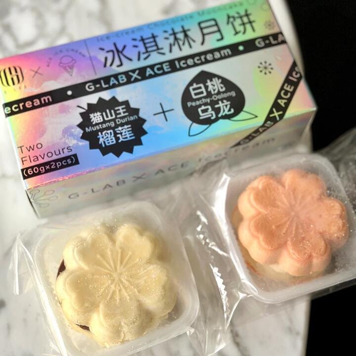 G-lab Ice Cream Mooncakes - Musang King Durian and Peachy Oolong Flavours, 2 Pieces, 120g