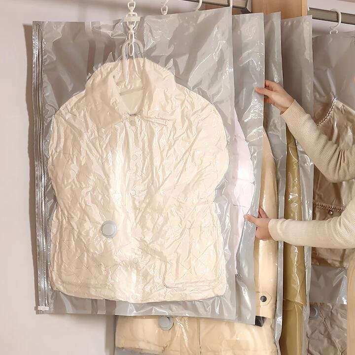 FaSoLa Hanging Compression Bag – Small, Gray Gourmet Grocer FaSoLa Hanging Compression Bag - Small, Gray