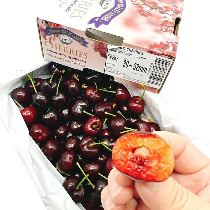 Wandin Valley Farms Premium Cherries Gift Box 30-32mm - 1kg