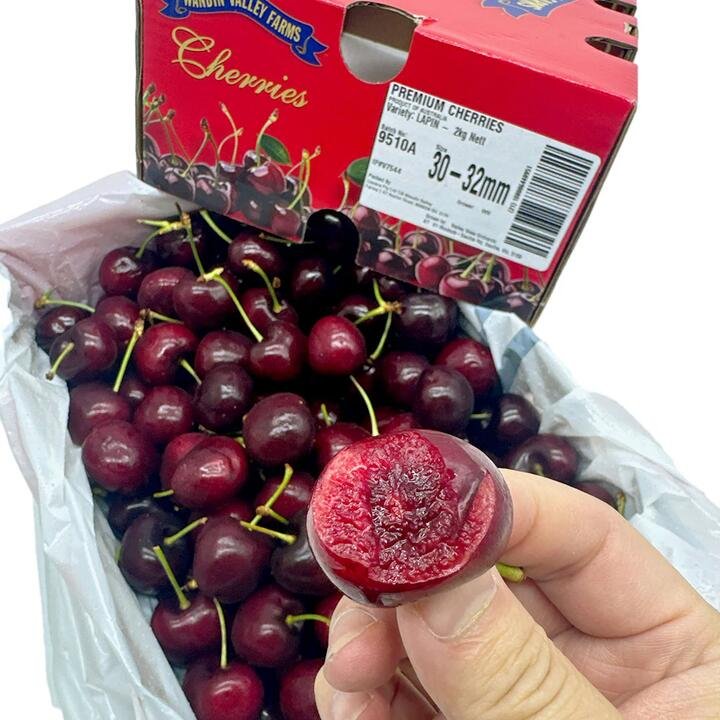 Wandin Valley Farms Premium Lapin Cherries Gift Box – 2kg Gourmet Grocer Wandin Valley Farms Premium Lapin Cherries Gift Box - 2kg