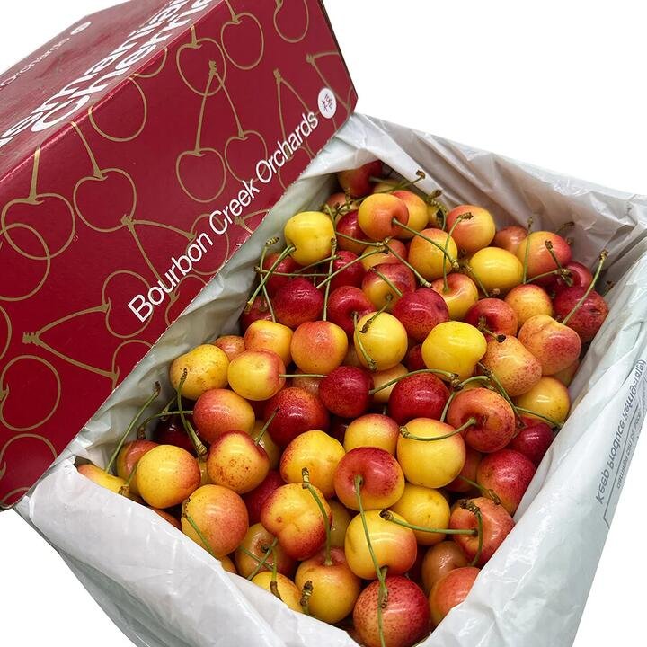 Tasmanian White Cherries Gift Box - 28mm+, 2kg
