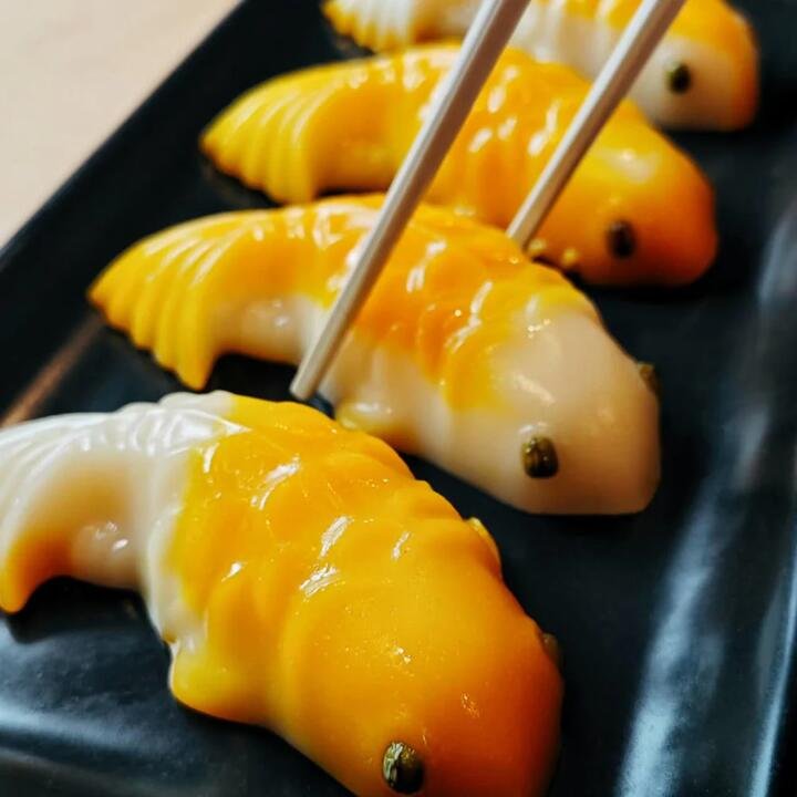 ZhenShi Frozen Milk Passion Fruit Yellow Carp Rice Cake – 4 Pieces, 195g Gourmet Grocer ZhenShi Frozen Milk Passion Fruit Yellow Carp Rice Cake - 4 Pieces, 195g