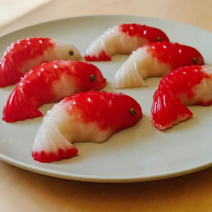 ZhenShi Traditional Coconut Red Carp Rice Cake – 4 Pieces, 195g Gourmet Grocer ZhenShi Traditional Coconut Red Carp Rice Cake - 4 Pieces, 195g