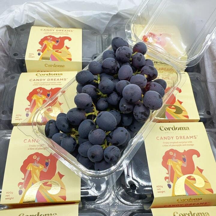 Cordoma Candy Dreams Black Grapes – 400g Gourmet Grocer Cordoma Candy Dreams Black Grapes - 400g