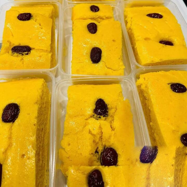 Annah's Bun Frozen Pumpkin Steamed Sponge Cake with Red Dates – 600g