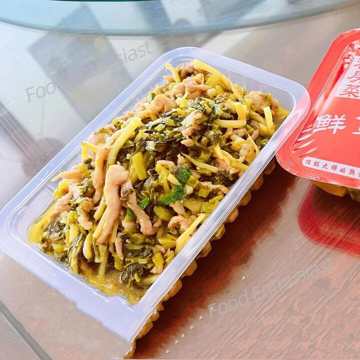 Ding Ge Private Kitchen Frozen Stir-Fried Pork with Pickled Vegetables and Bamboo Shoots - 500g