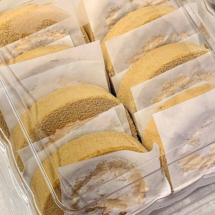 G-LAB Air-Flown Coffee & Original Swiss Roll Duo – 8 Pieces, ~600g (Frozen)