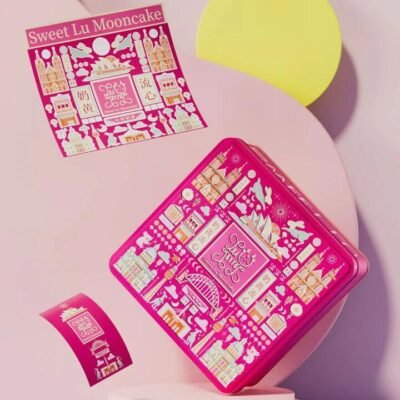 Sweet Lu Low-Sugar Lava Custard Mooncakes 700g – Gift Bag Included