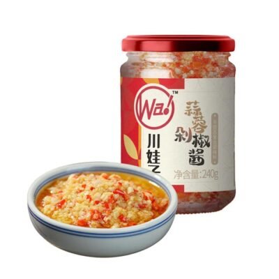 Chuanwazi Garlic and Chopped Chili Sauce 240g