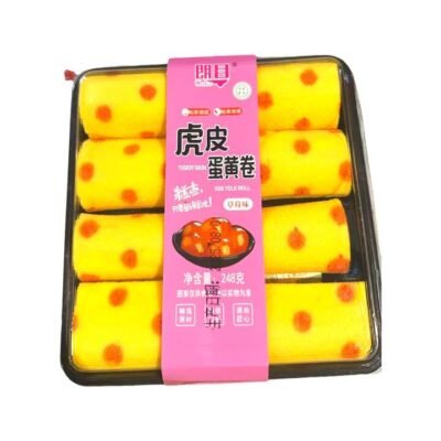 Langmu Tiger Skin Egg Yolk Cake Roll – Strawberry 248g