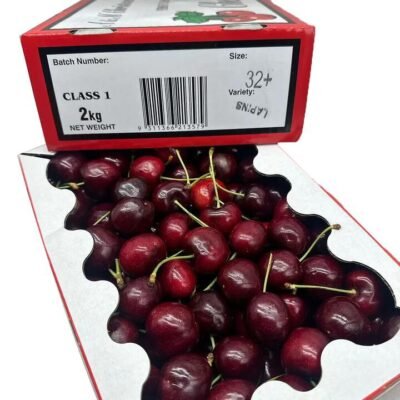 Lapins Cherries Christmas Gift Box 32mm+ 2kg Gourmet Grocer Lapins Cherries Christmas Gift Box 32mm+ 2kg