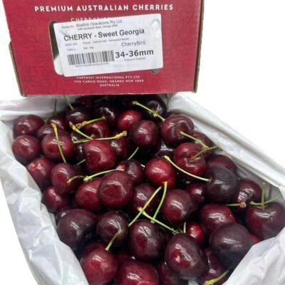 BiteRiot Sweet Georgia Cherries 34–36mm Gift Box 2kg – Premium Australian Cherries for Gifting Gourmet Grocer BiteRiot Sweet Georgia Cherries 34–36mm Gift Box 2kg - Premium Australian Cherries for Gifting