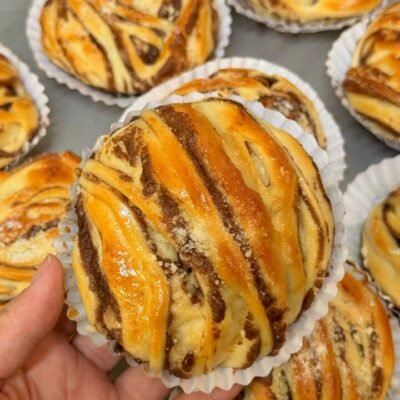 Fresh Red Bean Swirl Bun - 1 Piece